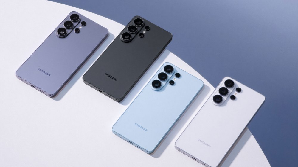 Samsung Galaxy S26 Ultra Smartphone Review: Specs, Features, Photos