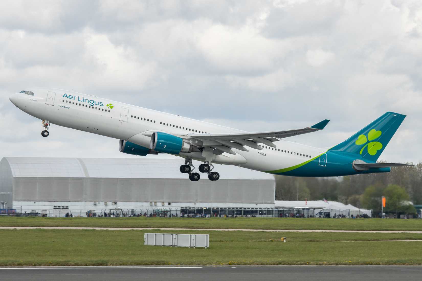 Aer Lingus A330 Takeoff
