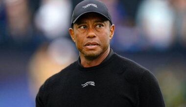 Tiger Woods arrested on DUI charge after Florida rollover crash