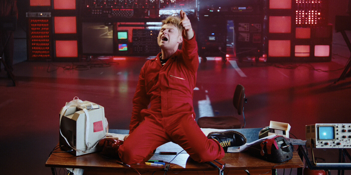 Look Mum No Computer releases "Eins, Zwei, Drei" for Eurovision 2026