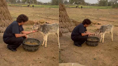 The Great Indian Kapil Show fame Sunil Grover makes new friends on the highway; see pics