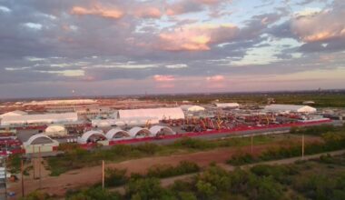 Microsoft takes over a Texas AI data center expansion after OpenAI backs away