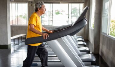 A kinesiologist who specializes in working with seniors says this simple walking workout is the best way to improve cardiovascular fitness and overall health