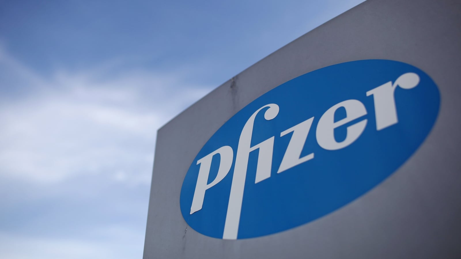 Pfizer to cut around 100 jobs at Ringaskiddy plant