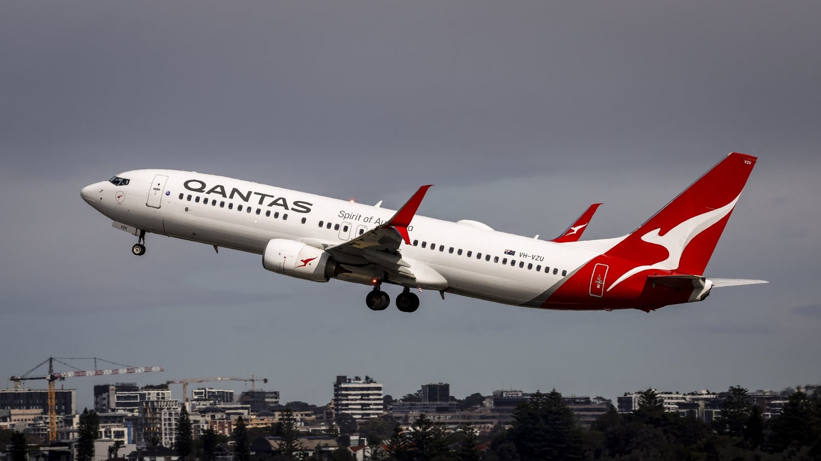 Qantas lifts fuel cost forecast as war jolts oil markets