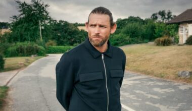 Emmerdale welcomes back Chris Coghill as Kev Townsend