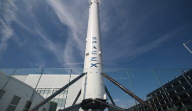 SpaceX files for potential record IPO