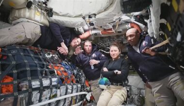 Artemis astronauts are halfway to the Moon