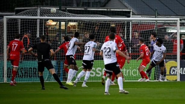3 April 2026; Gbemi Arubi of Dundalk, right, looks on as his header goes in for his side's first goal during the SSE Airtricity Men's Premier Division match between Shelbourne and Dundalk at Tolka Park in Dublin. Photo by David Fitzgerald/Sportsfile