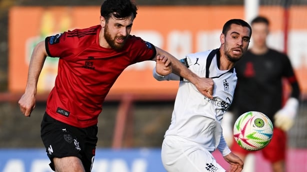 6 April 2026; Jordan Flores of Bohemians in action against Jordan Faria of Waterford during the SSE Airtricity Men's Premier Division match between Bohemians and Waterford at Dalymount Park in Dublin. Photo by Paul Phelan/Sportsfile