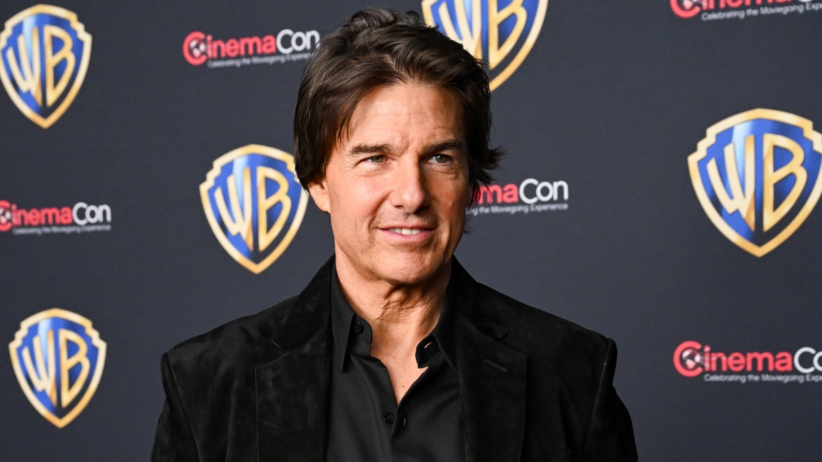 Tom Cruise shares sneak peek of new comedy Digger in US