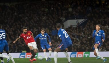 United edge Chelsea to close in on Champions League spot