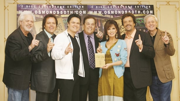  Merrill, Jimmy, Donny, Alan, Marie, Jay and Wayne Osmond