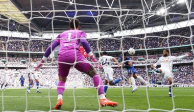 Fernandez header guides Chelsea into FA Cup final