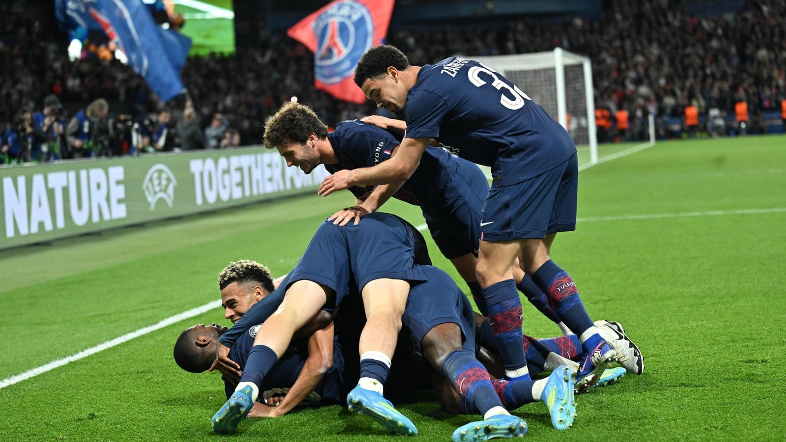 PSG swing nine-goal classic against Bayern in Paris