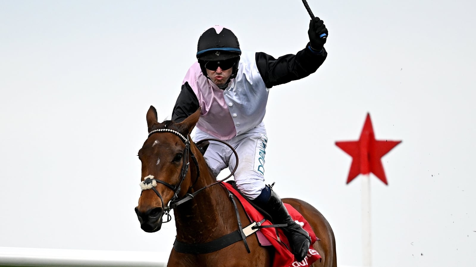 Bob Olinger victorious in dream farewell at Punchestown