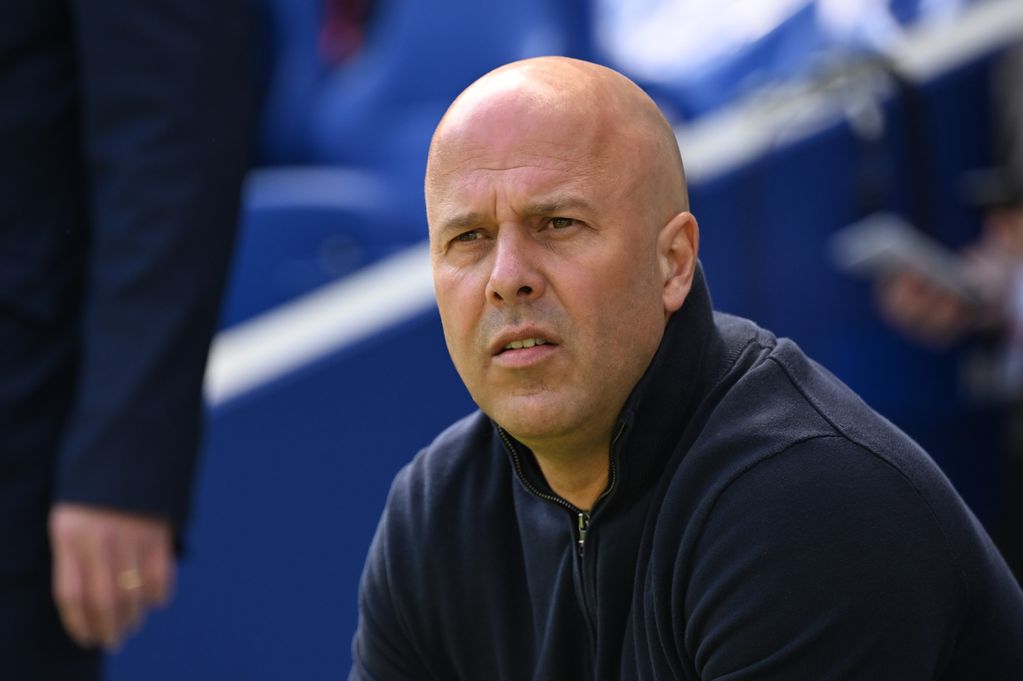 Arne Slot, Manager of Liverpool, looks on prior to the Premier League match between Everton and Liverpool 