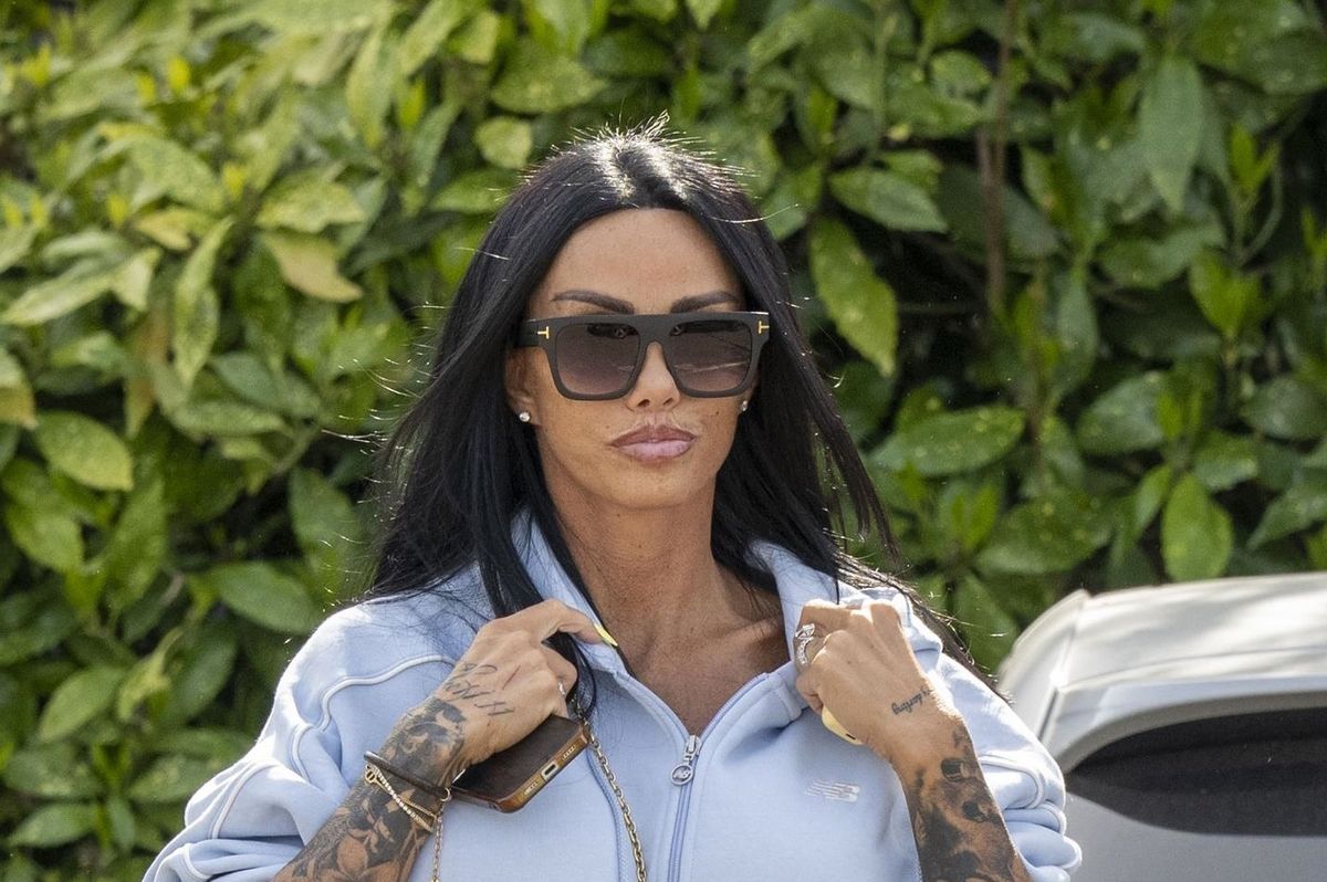 Katie Price's husband is set to meet her family