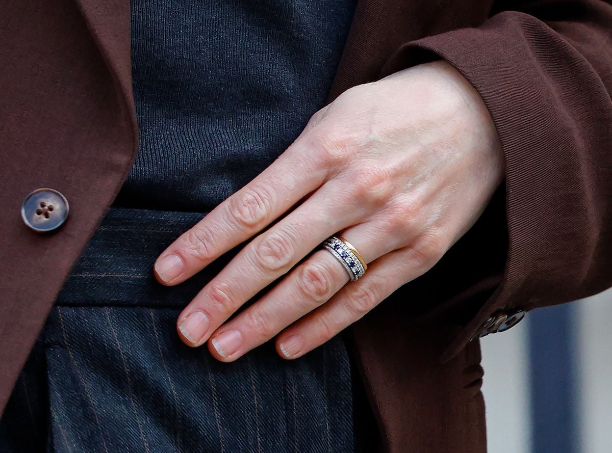 Taken together, her jewelry choices now read less like a royal uniform and more like a personal language. One that honors the past, acknowledges the present, and, in its quiet way, signals resilience.