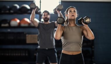 Should runners lift heavier weight, lower reps or lighter weight, higher reps? A strength coach explains all