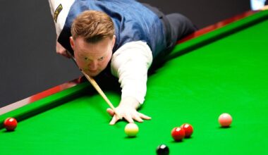 Shaun Murphy into semi-finals as Zhao Xintong falls victim to ‘Crucible curse’