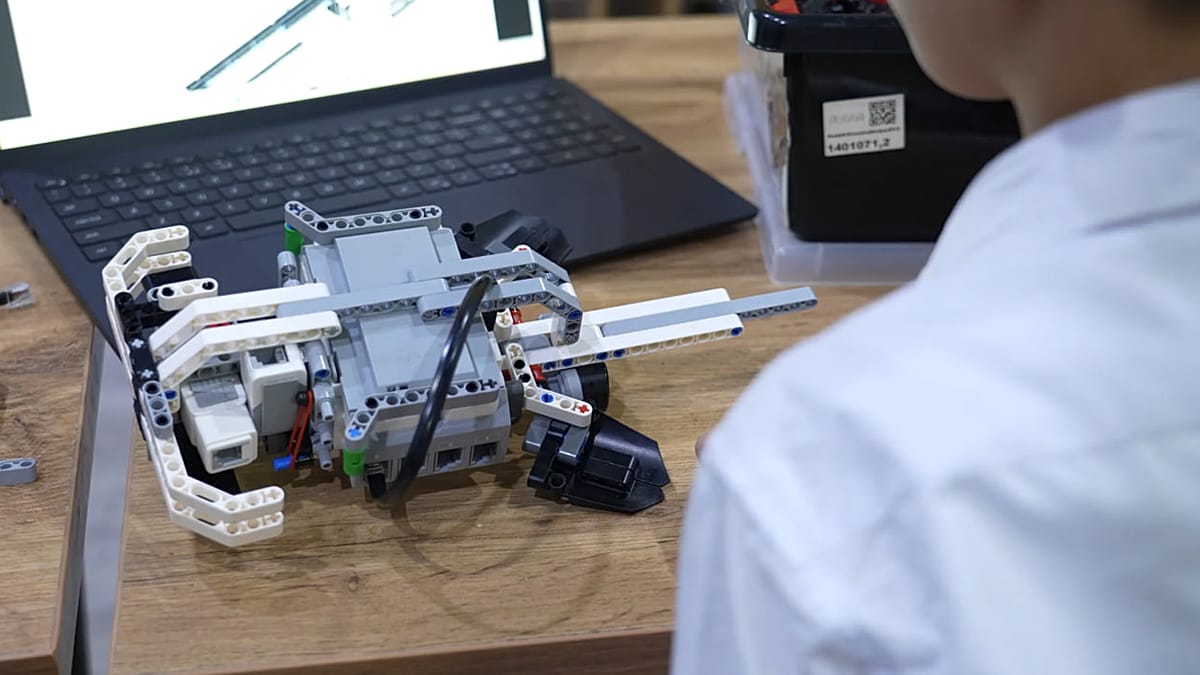 Humanoid robots inspire a new generation to build machines