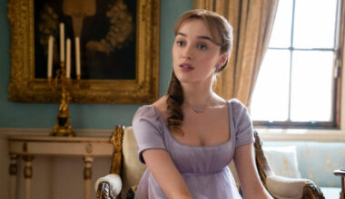 Thrash Star Phoebe Dynevor Aka Daphne Reveals She 'Would Always Come Back' To Bridgerton: Have Not Received Call