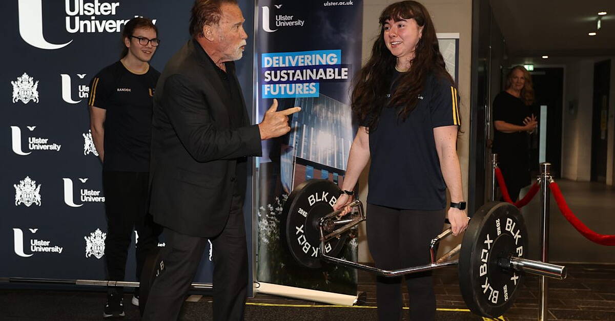 Schwarzenegger tells Belfast students to dream big