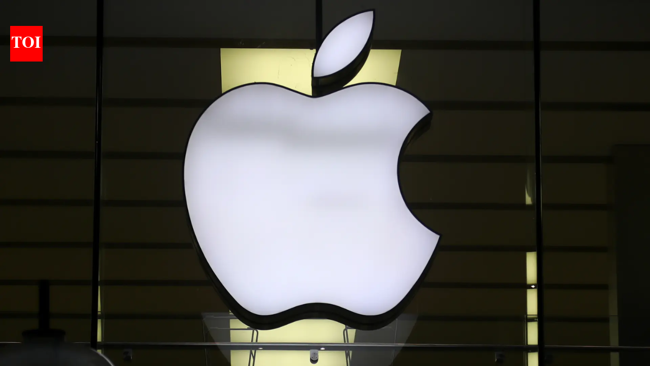 Apple iPhone 18 Pro leaks hint at small dynamic island, camera changes and longer battery life