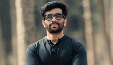 Meet the Limerick photographer sharing snapshots of kindness between strangers – ‘This is my way of connecting to people’