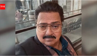 Dhurandhar 2: 'My father did not go to Pakistan', 'Dhurandhar' star Rakesh Bedi's sharp REACTION to Nabeel Gabol's 'lookalike' claim | Hindi Movie News