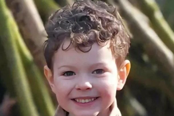 Anguished parents of young Westmeath boy who died following UK car crash tell of ‘unspeakable heartbreak’ at loss of their ‘cherished little boy’