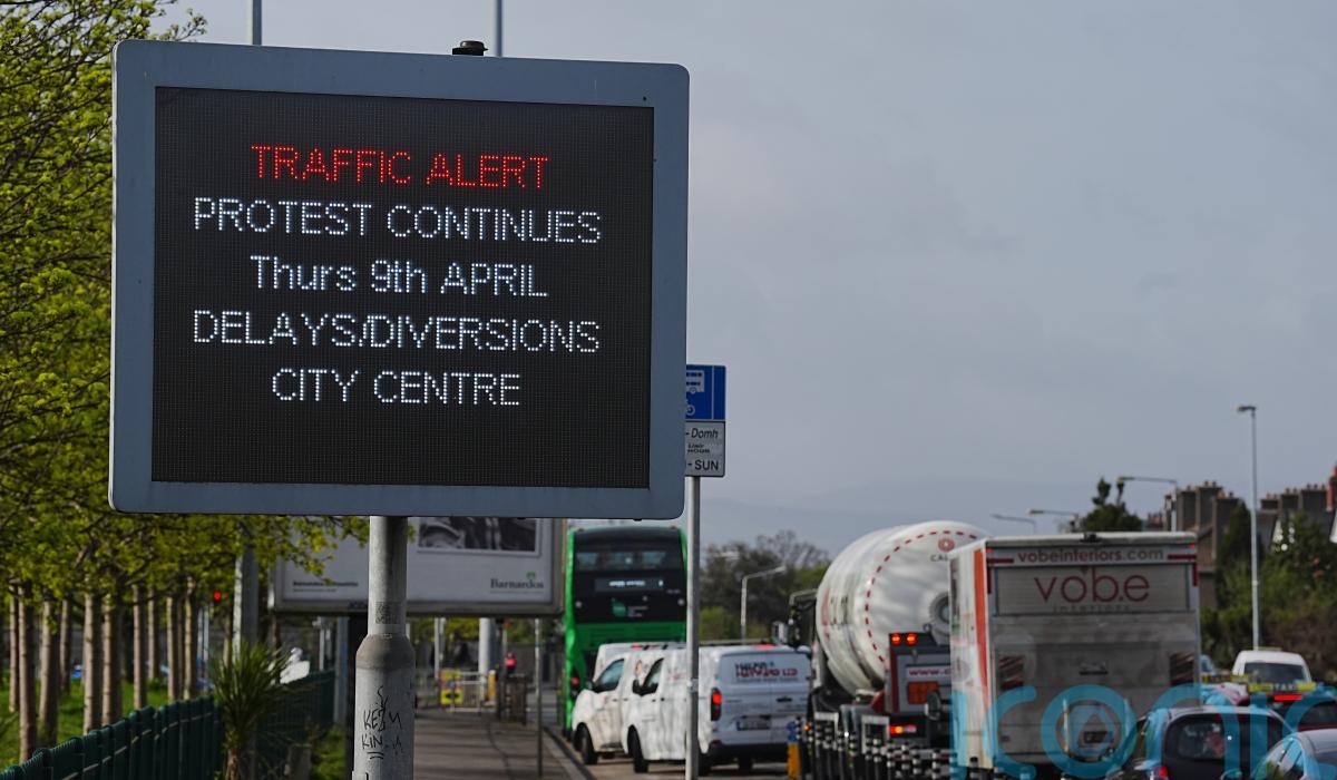 Irish army called to remove vehicles blocking depots during fuel protests
