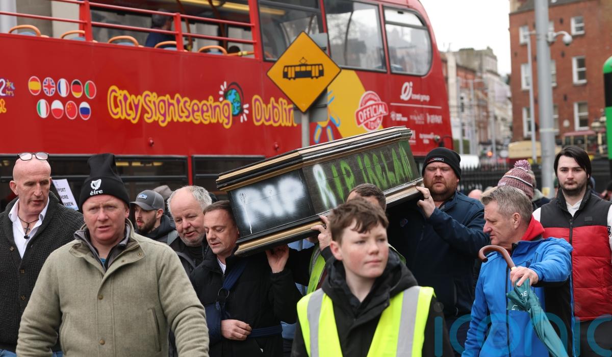 People urged to buy only the fuel they need as protests continue in Ireland