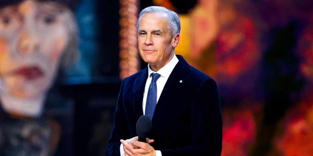 Artemis II crew spoke with Canadian PM and people are making this comparison with their Trump call