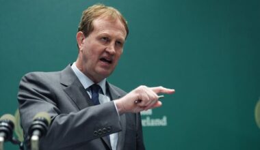 Fionnán Sheahan: Oil fires going nowhere amid McEntee-O’Callaghan bust-up while cabinet critics circle garda chief