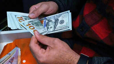 Iranian currency Rial hits 1.58 million per US dollar: Economy in freefall after war, civilian sector collapses