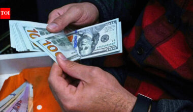 Iranian currency Rial hits 1.58 million per US dollar: Economy in freefall after war, civilian sector collapses