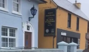 ‘Cowards’ and ‘traitors’ painted on Kerry Garda Station