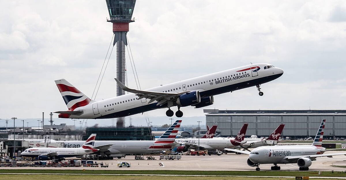 Europe has six weeks’ supply of jet fuel left, energy boss warns