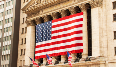 Strategist says teen investing could mean millions more in retirement