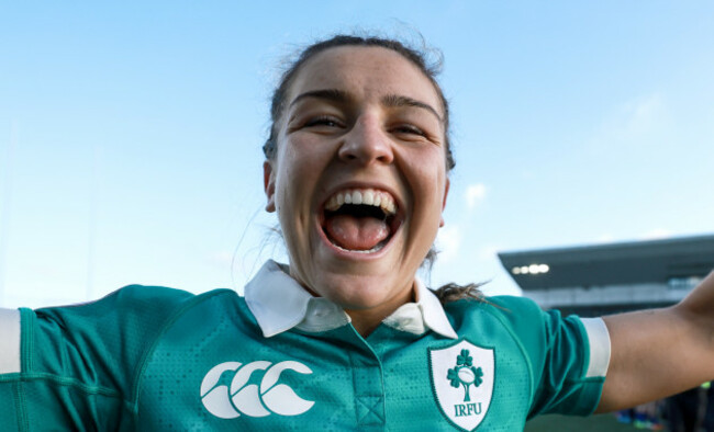 erin-king-celebrates-after-the-match