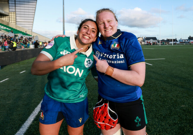 aoife-wafer-and-silvia-turani-swap-jerseys-after-the-match