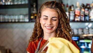 Dear Vicki: What should I do with staff who say ‘that’s not my job’ when asked to do side-work?