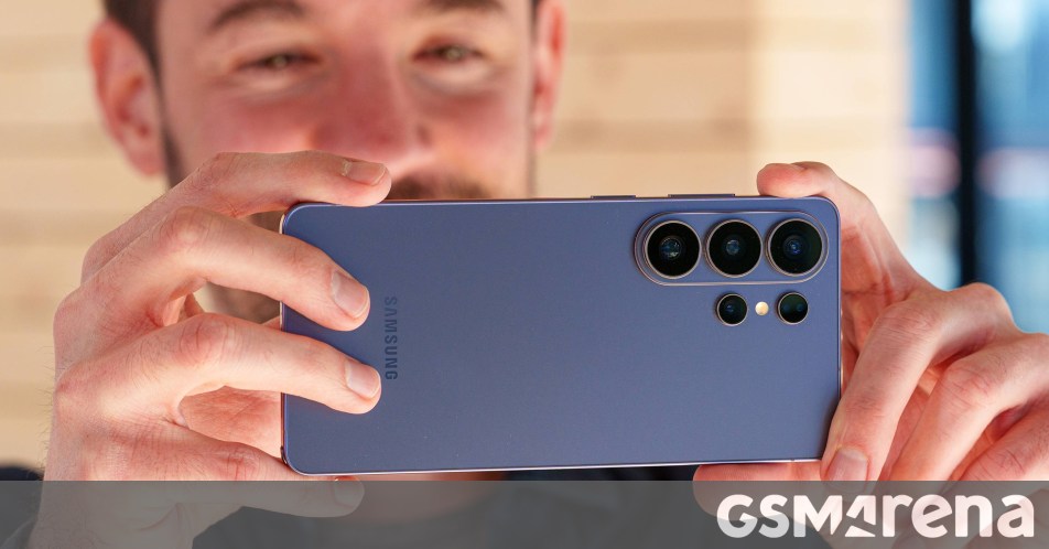 Updated Galaxy Enhance-X app can edit videos and documents