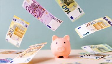 ‘It’s a tool, not a trophy’ – what would money experts do if they received a windfall of €10,000?