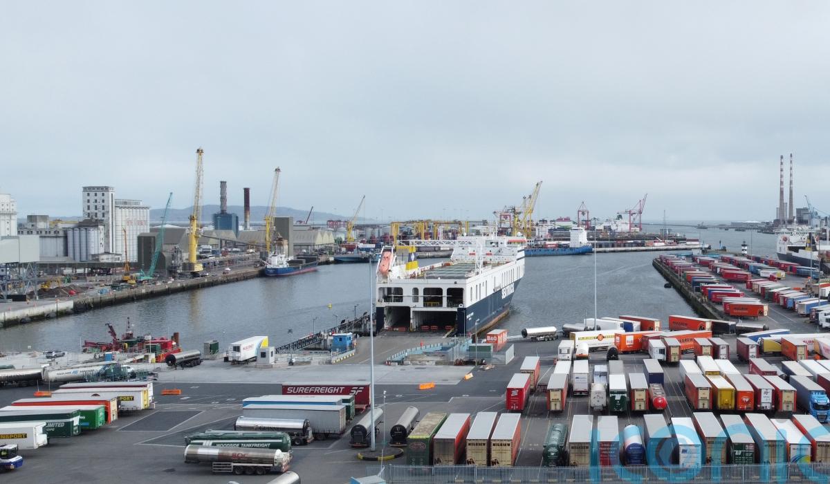 Clean-up operation ongoing after oil spill at Dublin Port