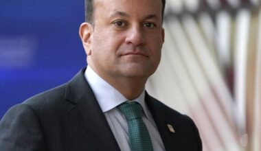 Leo Varadkar says he ‘went too far’ and apologises for urban v rural Ireland comments