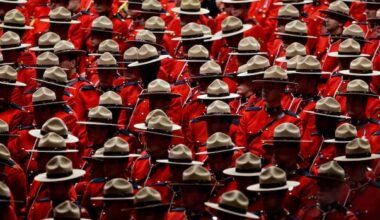 Mounties, border officers and cyber spies shut out of early retirement incentive