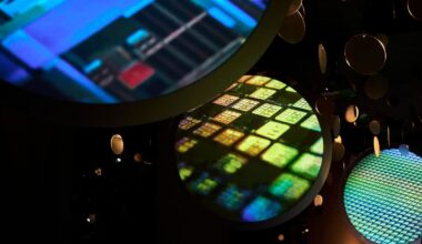 AI Chip Surge Elevates Taiwan, Korea in Global Equity Rankings